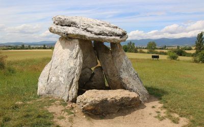 Excursión «Los dólmenes de Sorginetxe y Aizkomendi. Entre la arqueología y la leyenda» (domingo 26 de septiembre)